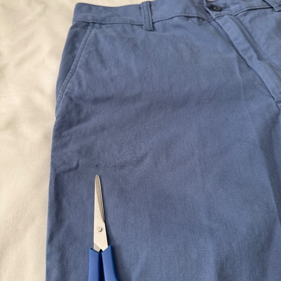 IZOD Saltwater Men's 32 Chino Golf Shorts Casual Preppy Purplish-Blue Outdoor - Picture 7 of 13